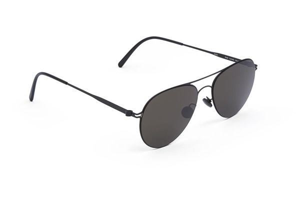 Black 002